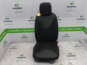 Używane Fotel prawy Renault Clio IV (5R) 0.9 Energy TCE 90 12V Cena € 80,00 Procedura marży oferowane przez Snuverink Autodemontage