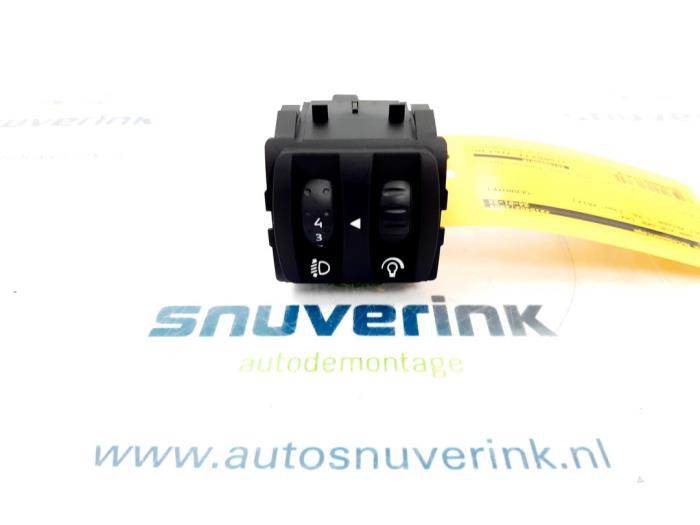 AIH headlight switch from a Renault Megane III Berline (BZ) 1.5 dCi 110 2012