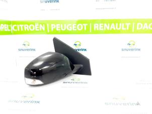 Używane Lusterko zewnetrzne prawe Renault Megane III Berline (BZ) 1.5 dCi 110 Cena € 80,00 Procedura marży oferowane przez Snuverink Autodemontage