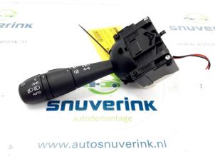 Gebrauchte Licht Schalter Renault Captur (2R) 1.2 TCE 16V EDC Preis € 40,00 Margenregelung angeboten von Snuverink Autodemontage