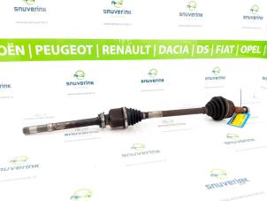 Used Front drive shaft, right Peugeot 308 SW (L4/L9/LC/LJ/LR) 1.6 BlueHDi 120 Price € 60,00 Margin scheme offered by Snuverink Autodemontage