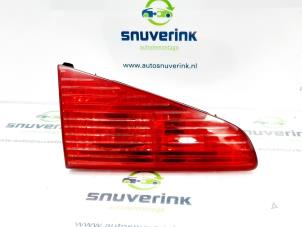 Used Taillight, left Peugeot 607 (9D/U) 2.7 HDi V6 24V Price € 25,00 Margin scheme offered by Snuverink Autodemontage