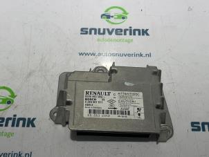 Used Airbag Module Renault Clio III (BR/CR) 1.4 16V Price € 75,00 Margin scheme offered by Snuverink Autodemontage