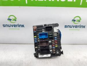 Used Fuse box Peugeot 3008 II (M4/MC/MJ/MR) 1.2 12V e-THP PureTech 130 Price € 150,00 Margin scheme offered by Snuverink Autodemontage