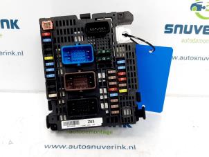Gebrauchte Sicherungskasten Peugeot 3008 II (M4/MC/MJ/MR) 1.2 12V e-THP PureTech 130 Preis auf Anfrage angeboten von Snuverink Autodemontage