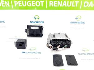 Used Engine management computer Renault Clio IV (5R) 1.5 dCi 90 FAP Price € 350,00 Margin scheme offered by Snuverink Autodemontage