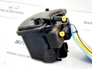 Used Fuel filter housing Peugeot 207 SW (WE/WU) 1.6 HDi 16V Price € 40,00 Margin scheme offered by Snuverink Autodemontage