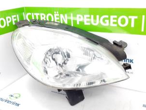 Used Headlight, right Citroen Xsara Picasso (CH) 2.0 16V Price € 50,00 Margin scheme offered by Snuverink Autodemontage