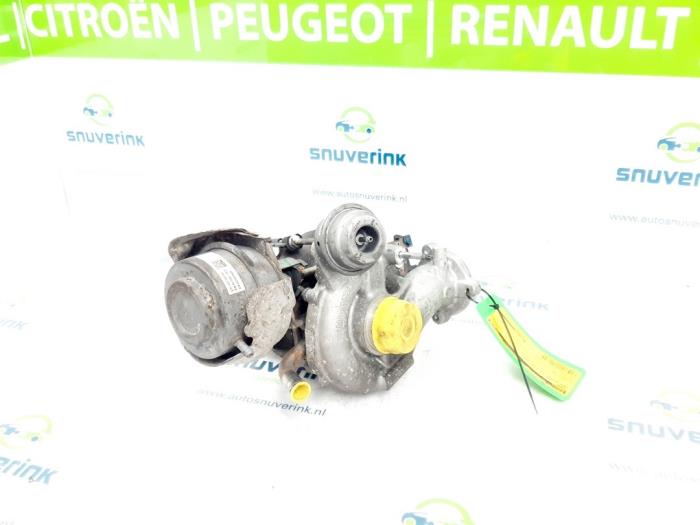 Używane Turbo Opel Vivaro 1.6 CDTI BiTurbo 140 Cena € 393,25 Z VAT oferowane przez Snuverink Autodemontage