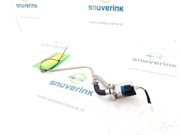 Boost pressure sensor Opel Vivaro 1.6 CDTI BiTurbo 140 8201000764