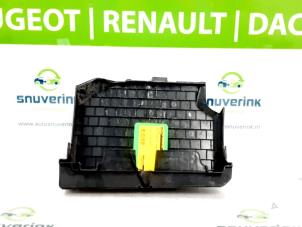 Used Battery box Opel Vivaro 1.6 CDTI BiTurbo 140 Price € 36,30 Inclusive VAT offered by Snuverink Autodemontage