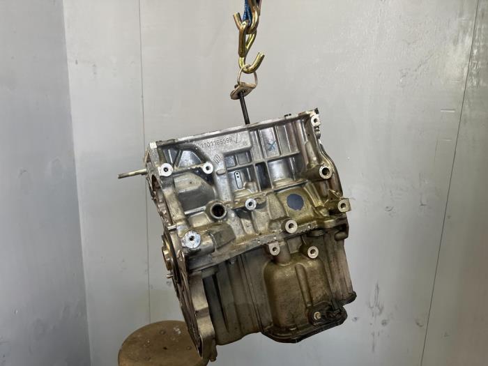 Engine crankcase from a Renault Captur (2R) 0.9 Energy TCE 12V 2015