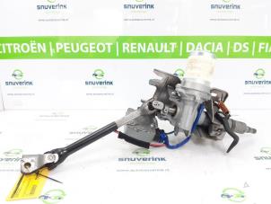 Gebrauchte Lenksäule Gehäuse Renault Twingo II (CN) 1.2 16V Preis € 150,00 Margenregelung angeboten von Snuverink Autodemontage