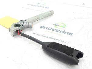 Used Front seatbelt buckle, right Renault Scénic III (JZ) 1.6 16V Price € 40,00 Margin scheme offered by Snuverink Autodemontage