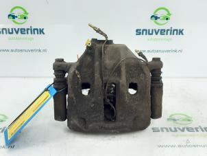 Used Front brake calliper, right Peugeot 806 2.0 16V Price € 50,00 Margin scheme offered by Snuverink Autodemontage