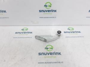 Used Sliding door roller, right Renault Kangoo Express (FW) 1.5 dCi 90 FAP Price € 36,30 Inclusive VAT offered by Snuverink Autodemontage