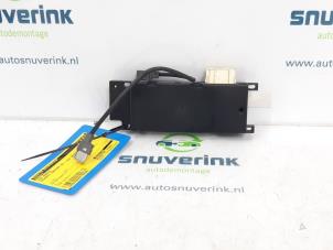 Gebrauchte AUX / USB-Anschluss Peugeot Partner (GC/GF/GG/GJ/GK) 1.6 HDI 90 16V Preis € 30,25 Mit Mehrwertsteuer angeboten von Snuverink Autodemontage