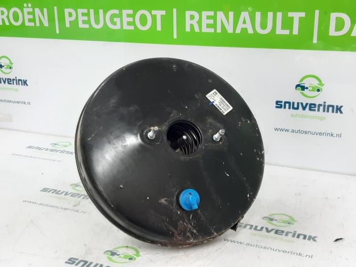 Usados Servofreno Iveco New Daily V 35C15V, 40C15V Precio € 90,74 IVA incluido ofrecido por Snuverink Autodemontage
