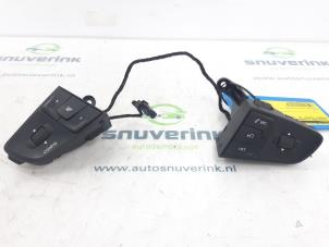 Używane Kierownica multifunkcyjna Peugeot Expert (VA/VB/VE/VF/VY) 2.0 Blue HDi 120 16V Cena € 96,80 Z VAT oferowane przez Snuverink Autodemontage