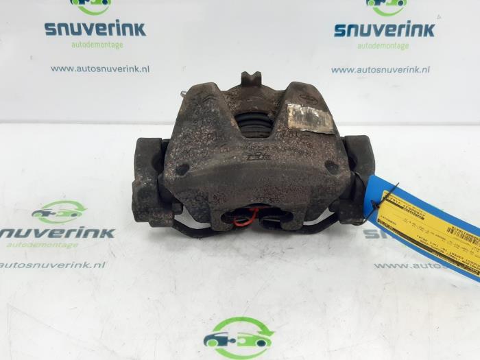 Front brake calliper, right from a Peugeot Expert (VA/VB/VE/VF/VY) 2.0 Blue HDi 120 16V 2018