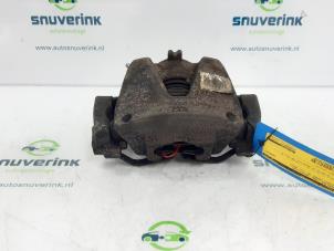Used Front brake calliper, right Peugeot Expert (VA/VB/VE/VF/VY) 2.0 Blue HDi 120 16V Price € 36,30 Inclusive VAT offered by Snuverink Autodemontage
