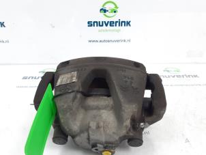 Used Front brake calliper, right Opel Vivaro 1.5 CDTI 120 Price € 54,45 Inclusive VAT offered by Snuverink Autodemontage