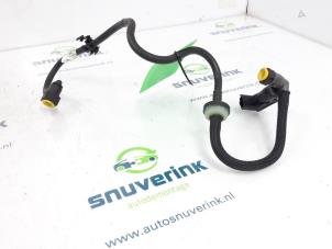 Used Hose (miscellaneous) Opel Vivaro 1.5 CDTI 120 Price € 30,25 Inclusive VAT offered by Snuverink Autodemontage