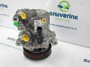 Usagé Pompe clim Opel Vivaro 1.5 CDTI 120 Prix € 363,00 Prix TTC proposé par Snuverink Autodemontage