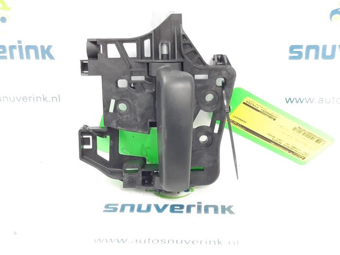 Sliding door handle, right Opel Vivaro 1.5 CDTI 120 98120933XT