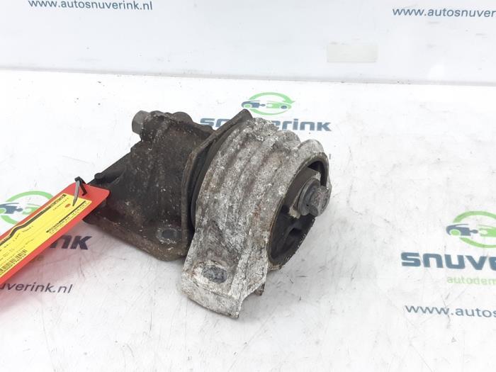 Used Engine mount Citroen Jumper (U5/ZB) 2.8 HDi Price € 10,33 Margin scheme offered by Snuverink Autodemontage