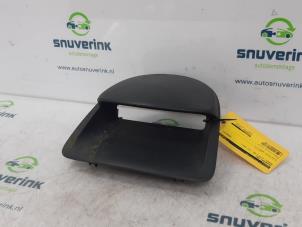 Used Dashboard part Renault Clio III (BR/CR) 1.5 dCi FAP Price € 30,00 Margin scheme offered by Snuverink Autodemontage