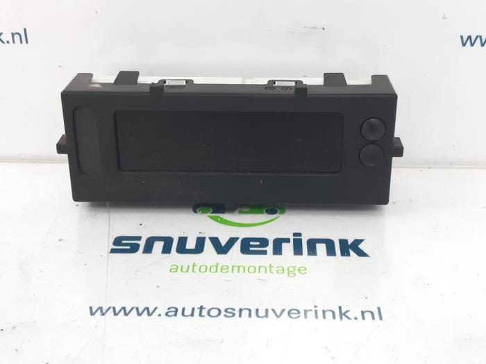 Begagnade Innerdisplay Renault Clio III (BR/CR) 1.5 dCi FAP Pris € 40,49 Marginaltabell erbjuds av Snuverink Autodemontage