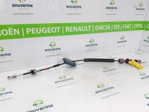 Gebrauchte Schaltkabel Getriebe Renault Kadjar (RFEH) 1.3 TCE 140 FAP 16V Preis € 50,00 Margenregelung angeboten von Snuverink Autodemontage