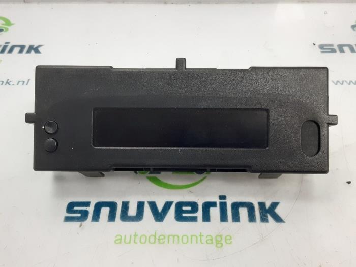 Begagnade Innerdisplay Renault Clio III (BR/CR) 1.5 dCi 105 Pris € 25,00 Marginaltabell erbjuds av Snuverink Autodemontage