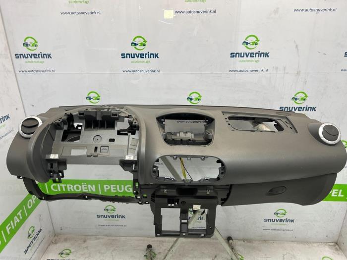 Używane Panel Renault Wind (EN/E4) 1.2 16V GT TCE eco2 Cena € 97,73 Procedura marży oferowane przez Snuverink Autodemontage