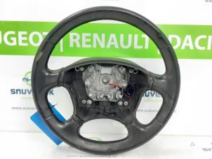 Usagé Volant Peugeot 607 (9D/U) 2.7 HDi V6 24V Prix € 75,00 Règlement à la marge proposé par Snuverink Autodemontage