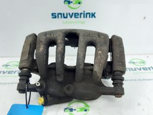 Used Front brake calliper, left Peugeot 607 (9D/U) 2.7 HDi V6 24V Price € 40,00 Margin scheme offered by Snuverink Autodemontage