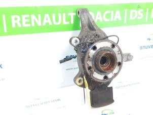 Usagé Joint avant gauche Renault Laguna Coupé (DT) 2.0 Turbo 16V GT Prix € 75,00 Règlement à la marge proposé par Snuverink Autodemontage