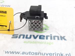 Used Cooling fan resistor Renault Laguna Coupé (DT) 2.0 Turbo 16V GT Price on request offered by Snuverink Autodemontage
