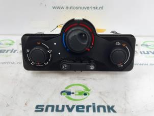 Used Heater control panel Renault Clio III (BR/CR) 1.2 16V 75 Price € 25,00 Margin scheme offered by Snuverink Autodemontage