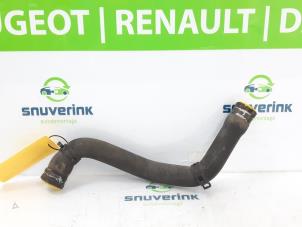 Używane Waz chlodnicy Renault Clio III (BR/CR) 1.2 16V 75 Cena € 20,00 Procedura marży oferowane przez Snuverink Autodemontage
