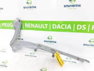 Usagé Charnière hayon Renault Wind (EN/E4) 1.2 16V GT TCE eco2 Prix sur demande proposé par Snuverink Autodemontage