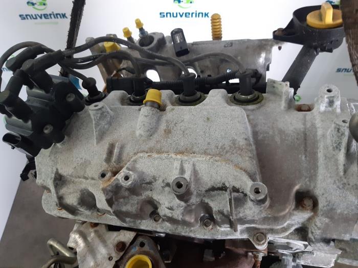 Engine from a Renault Clio III (BR/CR) 1.2 16V Tce 2012