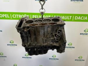 Gebrauchte Motor Unterblock Peugeot 308 (4A/C) 1.6 VTI 16V Preis € 300,00 Margenregelung angeboten von Snuverink Autodemontage