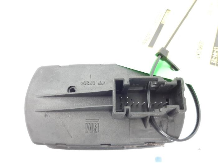 Multi-functional window switch from a Opel Corsa D 1.4 16V Twinport 2007
