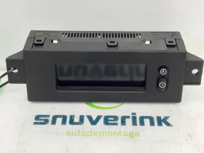 Begagnade Innerdisplay Opel Corsa D 1.4 16V Twinport Pris € 10,33 Marginaltabell erbjuds av Snuverink Autodemontage