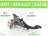 Kupplungspedal van een Renault Megane III Grandtour (KZ) 1.5 dCi 110 2012
