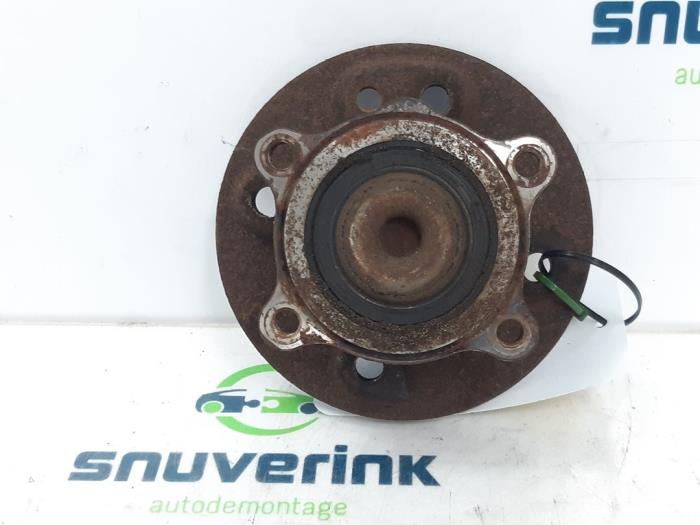Rear wheel bearing from a MINI Mini Cooper S (R53) 1.6 16V 2002