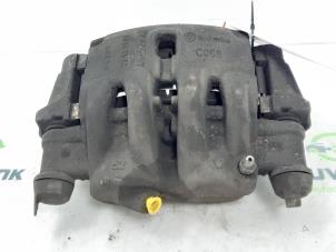Used Front brake calliper, right Fiat Ducato (250) 2.3 D 120 Multijet Price € 121,00 Inclusive VAT offered by Snuverink Autodemontage