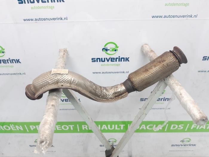 Used Exhaust front section Peugeot Expert (V1/VA/VB/VE/VF/VT/VY) 1.6 Blue HDi 95 16V Price € 41,14 Inclusive VAT offered by Snuverink Autodemontage